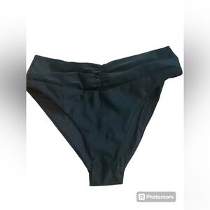 Oceanus sz S black swimsuit bottoms NWOT